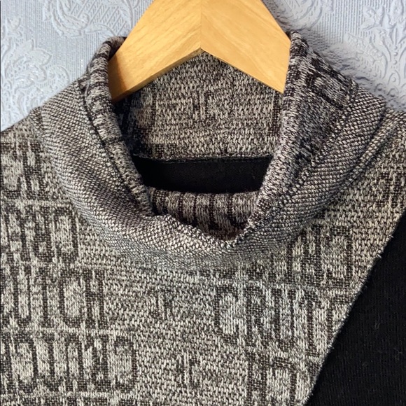 3/$20 Black and white tunic mock neck sweater - Picture 3 of 4